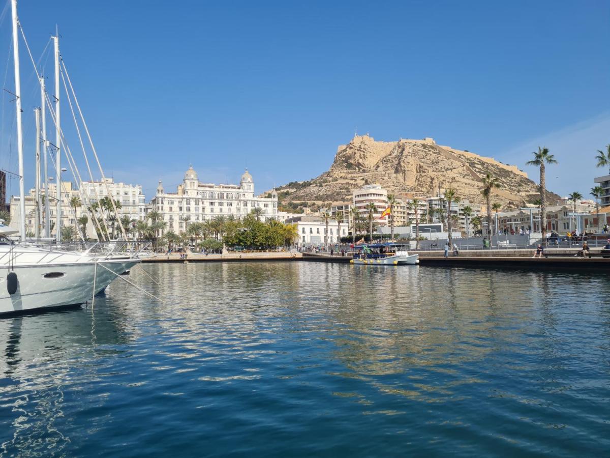 Centrum Alicante Buitenkant foto